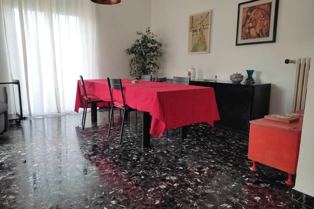 Casa Di Pipo - Appartamento Davanti Al Mare Pescara Bagian luar foto